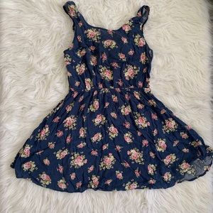 Floral Mini Dress Tied in the back
